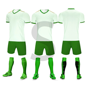 Conjuntos de Ropa de Fútbol al por Mayor, Uniformes de Fútbol por Sublimación de Calor, Conjuntos Completos para Clubes, Camisetas de Fútbol para Hombre de Alta Calidad - Product Image 3