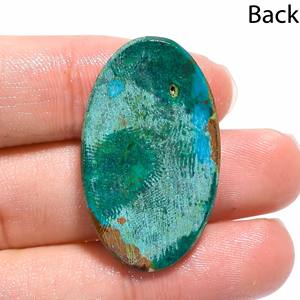 มาลาไคต์ธรรมชาติจากออสเตรเลีย เกรด AAA+ น้ำหนัก 36.5 กะรัต รูปทรงรีแบบคาโบชอง ขนาดอิสระ พร้อมใบรับรอง IGI จาก Vivaaz Gems ขายส่ง - Product Image 2
