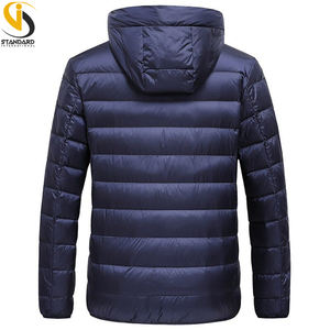 Sudaderas con capucha acolchadas cálidas de invierno resistentes al agua transpirables de colores y tamaños personalizados de alta calidad con bolsillos para hombre - Product Image 3