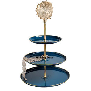 Soporte de pastel de Metal de tres niveles de diseñador, soporte de pastel hecho a mano de calidad Superior, soporte de pastel nuevo de lujo clásico con estilo al por mayor - Product Image 3