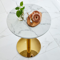 Table de bar industrielle ronde design moderne avec base en acier doré et plateau en marbre simulé, mobilier commercial pour hôtel et salon
