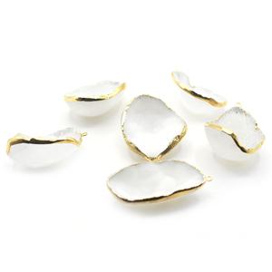 ดรูซี่สีขาวขนาด35ถึง40มม. พร้อมประกันที่ไม่สม่ำเสมอจี้ชุบทองอัญมณีธรรมชาติเครื่องประดับการค้นพบสัญลักษณ์จักรราศีราศีกันย์ - Product Image 2