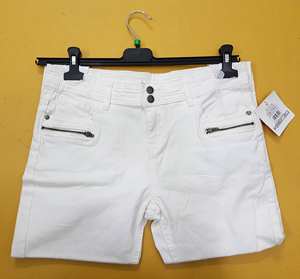 Pantalon Chino en coton riche et décontracté pour femmes, taille moyenne, pantalon boutonné, étiquettes de marque, vêtements en surplus, stock d'été au Bangladesh - Product Image 4