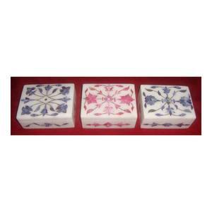 Cajas Decorativas Hechas a Mano con Diferentes Diseños Incrustados de Nácar Rosa y Azul para Frutos Secos Personalizadas - Product Image 1