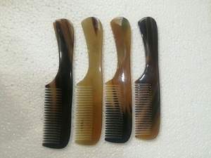 Comb made from cow horns - Product Image 4