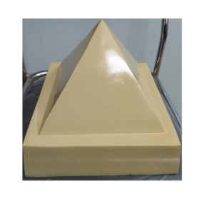 Urnas de aluminio funerarias de pirámides indias, urnas de metal Tringle Pyraminds Furnel con acabado dorado - Product Image 2