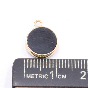 โอนิกซ์สีดำ 12-14 มม. พร้อมจี้ทรงกลม ขอบเงิน ชุบทอง 18K - Product Image 4