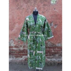 Robe Maxi en coton, tenue de nuit matelassée à la main, tissu imprimé Jungle, Style Kimono Kantha, vente en gros, 100% - Product Image 4