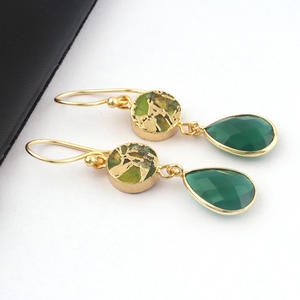 फैक्टरी आपूर्तिकर्ता महिलाओं के फैशन ड्रॉप बालियां बहुमुखी हरी मिर्च तोते हरे रंग की मूद तांबे का कछुआ सोना प्लाई वाली खतरनाक - Product Image 4