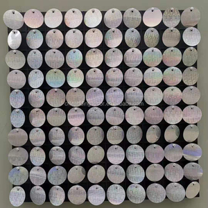 <span class=keywords><strong>Mur</strong></span> scintillant <span class=keywords><strong>en</strong></span> paillettes argentées pour fond de photomaton - Product Image 4