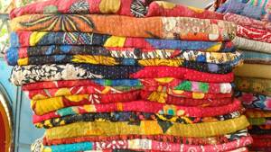 ขายส่งผสมจำนวนมากอินเดียที่ทำด้วยมือ Kantha ผ้าห่มออกแบบพิมพ์ Kantha ผ้าห่ม - Product Image 3