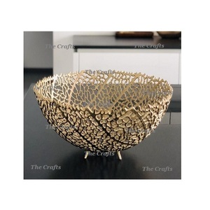 Bol de service rond décoratif pour mariage et décoration de la maison, en aluminium couleur or, à prix abordable - Product Image 1