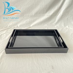 ถาดเสิร์ฟเคลือบเงาสีดำคลาสสิกพร้อมหูจับ - Product Image 2