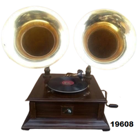 Forme carrée En Laiton et Bois Double Corne Gramophone