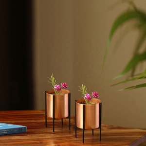 Support de jardinières cylindriques en fer, finition galvanisée, pot de sol pour la décoration de jardin à domicile, entièrement personnalisable - Product Image 4