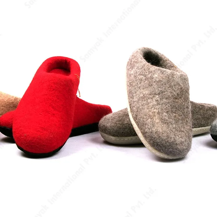 Eco-Friendly Handmade Felt Slippers Made In Nepal Comfortable Indoor Slippers