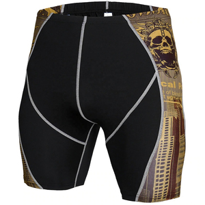Pantalones cortos de compresión de poliéster y LICRA para hombre, shorts de compresión personalizados de alta calidad para gimnasio - Product Image 3