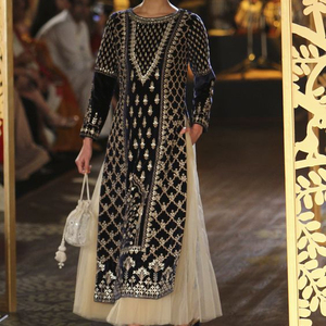 ELEGANT--EMBROIDERY SUR STYLISH--VELVET LONG KAMEEZ--WITH NET LEHENGA--DRESS-pour Partie-PORTER et DE MARIAGE @ 2021 - Product Image 1