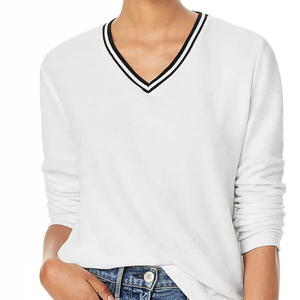 OEM Custom Fashion Regular Cotton V <b>Neck</b> <b>Light</b> And White T-shirt for women and Young girls - Product Image 3