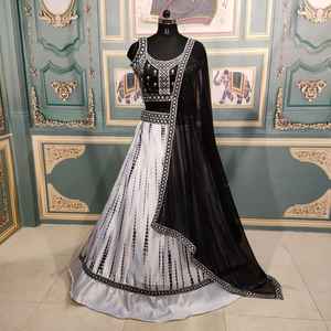 Nouveauté Banarasi soie numérique imprimé vêtement ethnique Lehenga Choli Net tissu Dupatta fête porter Shalwar Kameez vente en gros - Product Image 5