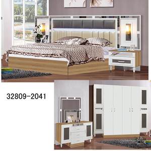 Lujoso y moderno dormitorio 32809-8827 - Product Image 4