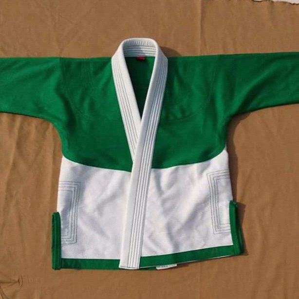 สีเขียว