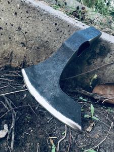 Hacha de acero de alto carbono personalizada hecha a mano, hacha de supervivencia para acampar al aire libre, herramienta de corte Industrial de madera de nogal, 5 Bordes de corte 9 - Product Image 4