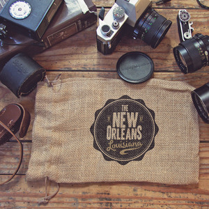 Hobos Croix-Forme Jute Sac D'épicerie Ouvert Doublure En Soie Brodé Lettre Chaîne Plume Décorations Caractéristiques Élégant Motif Deux - Product Image 3