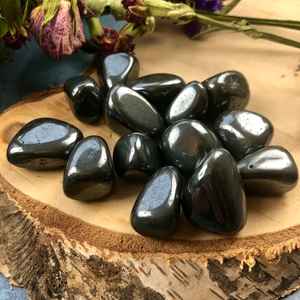 Pierre de hématite naturelle polie de haute qualité en gros pour la guérison, la décoration intérieure, le Feng Shui, l'amour féerique, pierre précieuse portable - Product Image 2