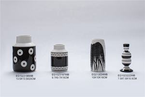 Jarrones de Flores de Cerámica Españoles de Forma Redonda, Diseño Contemporáneo, Tamaño Personalizable, para Mesa - Product Image 4