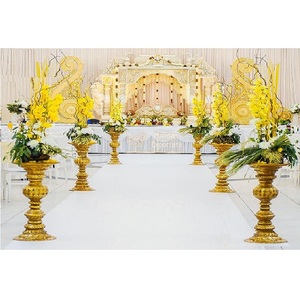Montaje de Mandap para Boda con Temática Manavarai Tamil, Estilo Indio del Sur, Montaje de Mandap Tradicional Manavarai, EE. UU. - Product Image 1
