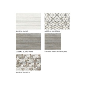 Fournisseur indien de carreaux de mur intérieur en céramique 300x450mm à haute brillance pour salle de bain Design classique moderne Finition émaillée 5mm - Product Image 3
