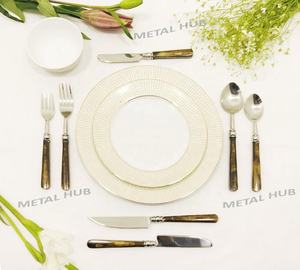 Ensemble de couverts en acier inoxydable de qualité supérieure avec poignée en os disponible en 4 5 7 et 20 couverts par le fabricant - Product Image 3