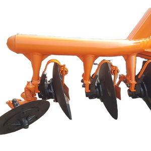 Arado de Disco de 3 cuchillas operado por tractor para cultivo agrícola - Product Image 1