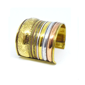 Bracelet manchette en laiton marwari finition naturelle, bijou tendance 2027, best-seller en Chine, idéal pour les festivals - Product Image 4