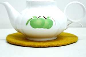 20cm Felt Plain <b>Trivet</b> - Eco-friendly Felt Mat - Plain Yellow <b>Trivet</b> - - Product Image 5