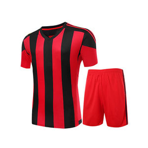 Kits de fútbol personalizados de alta calidad, uniforme de fútbol sublimado - Product Image 1