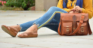 Sacoche en cuir fait à la main pour ordinateur portable, promo, vente en gros, sac à bandoulière - Product Image 6