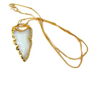Acheter En Ligne Oplaite Plaquent Collier Pointes De Flèches: Oplaite Plaquent Collier Pointes De Flèches Pour Vente - Product Image 1