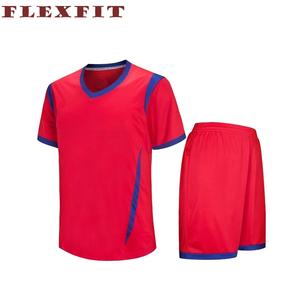 Maillot de football pour hommes respirant à séchage rapide fabriqué en usine vente en gros uniformes de football de sport de club vêtements de football confortables - Product Image 1