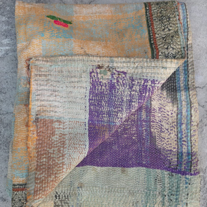 Venta al por mayor de algodón Vintage Kantha Throw con bordado hecho a mano y parche diseño de trabajo Dhurries muebles para el hogar y prendas de rediseño - Product Image 2