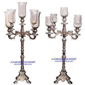 Candélabres en relief argenté à 5 bras pour décoration de sol et de mariage Candélabres faits à la main en aluminium nickelé sur base ronde - Product Image 2