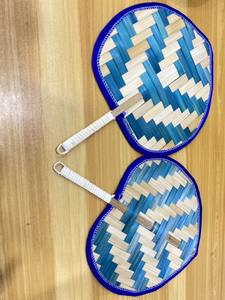 Abanico de Mano Tejido a Mano con Bambú de Vietnam, Abanico de Paja, Ratán y Rafia, 99 Dorado - Product Image 4