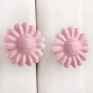 Perillas de cerámica a granel para armario, tiradores modernos de margaritas para puerta de cajón de baño, manija de 5,08 cm, FCK-102, nuevo diseño, color rosa - Product Image 2