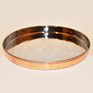 Thali en cuivre fait à la main par un vendeur indien, assiette design martelée pour mariage et dîner, ensemble de bols en verre et en acier - Product Image 3