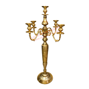 Candelabros hechos a mano de Metal antiguo de lujo con logotipo personalizable de forma cuadrada chapada en oro para decoraciones de eventos de boda - Product Image 1