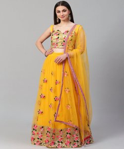 Lehenga Choli de créateur brodé coloré avec chemisier, vêtements traditionnels personnalisés, vêtements en gros - Product Image 6
