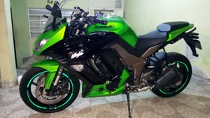 Motocicleta de Carreras Kawasaki Ninja Usada de Calidad Original 2020 3000W 4 Tiempos Refrigerada por Agua EFI Transmisión Manual de 5 Velocidades Max - Product Image 2