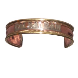 Bracelet en métal poli de haute qualité Montage en laiton de cuivre pour main comme cadeau - Product Image 4