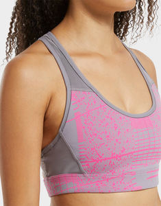 Sujetador Deportivo Personalizado para Mujer, Modelo Hero de Impacto Medio, Color Rosa - Product Image 6